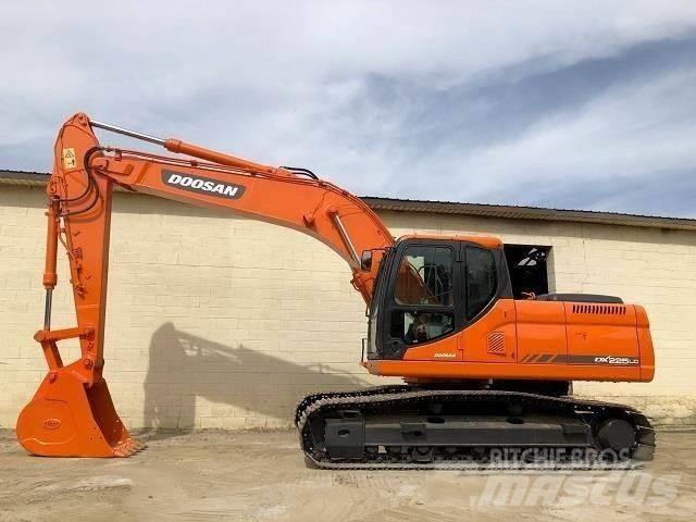 Doosan dx225 履帶式 挖土機/掘鑿機/挖掘機