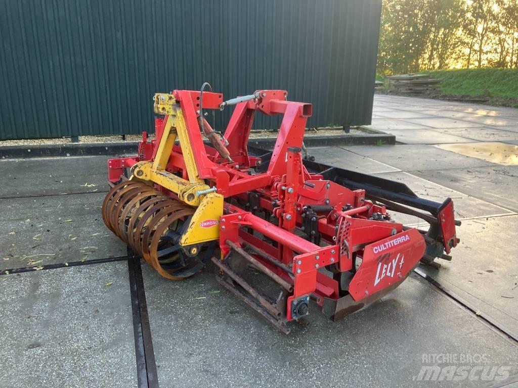 Lely Cultiterra 300 耙車