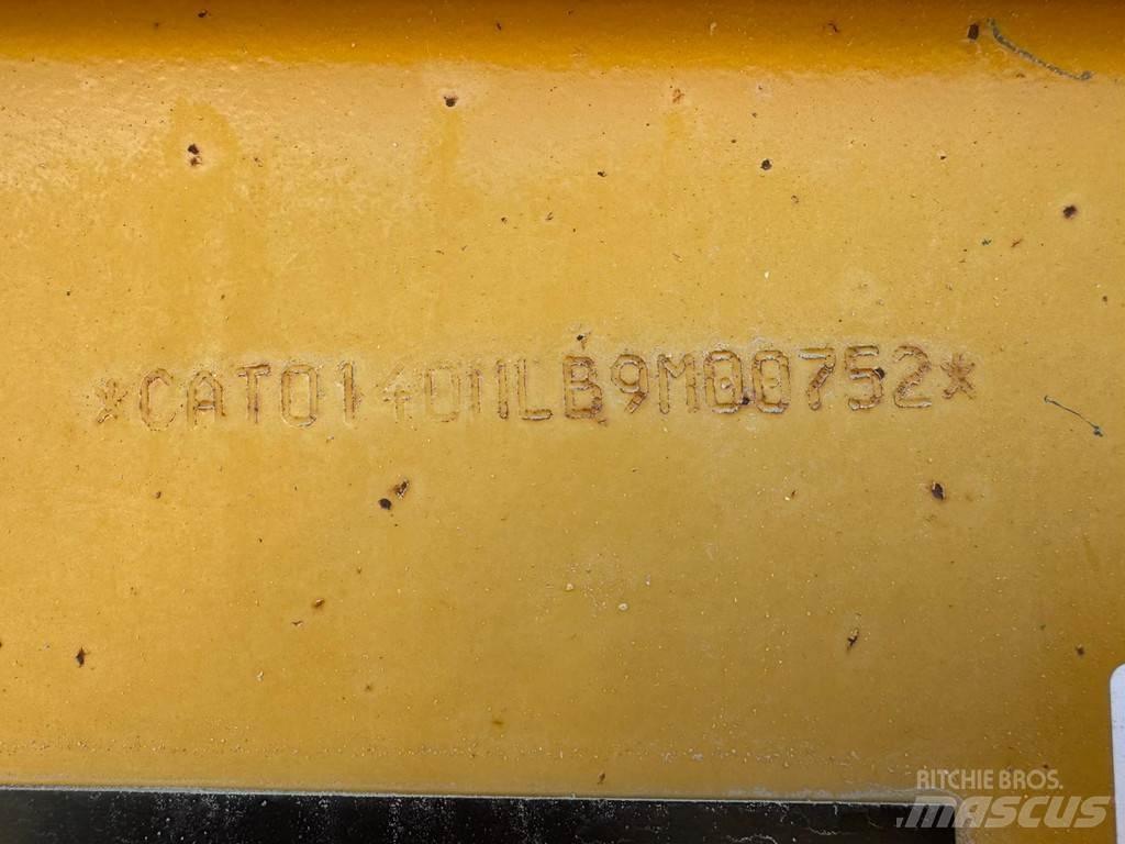 CAT 140M 平土機