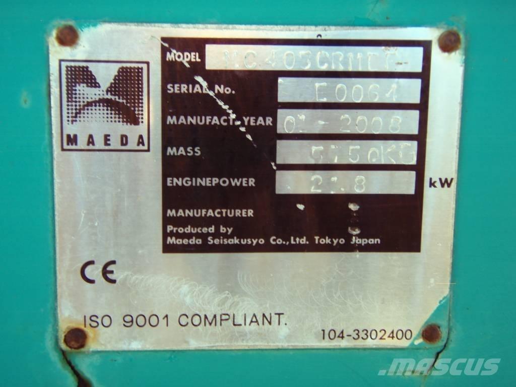 Maeda MC 405 CRME 履帶式起重機