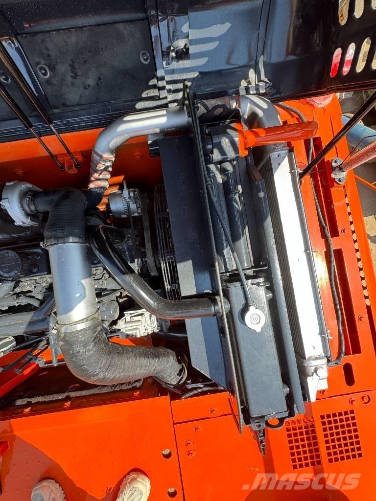 Doosan DX 300 LC-9S 履帶式 挖土機/掘鑿機/挖掘機