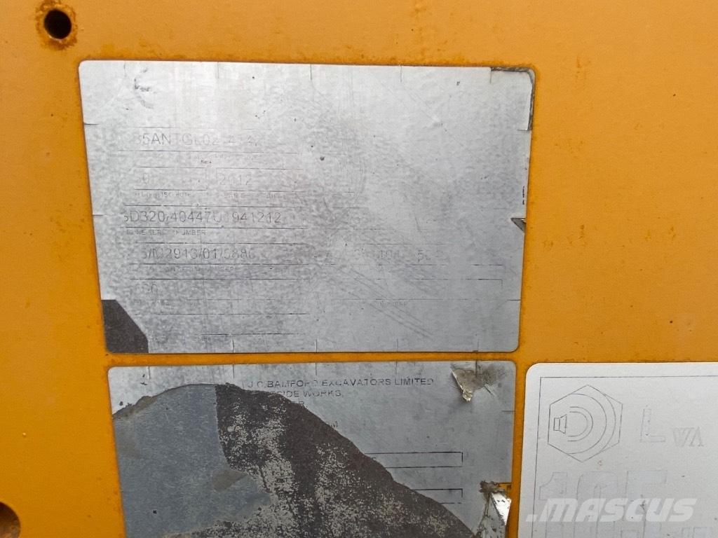 JCB 535-125 伸縮輪式裝載機