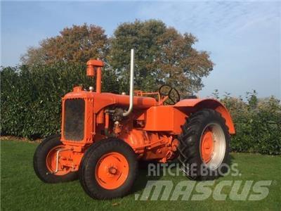 Allis-Chalmers U 曳引機