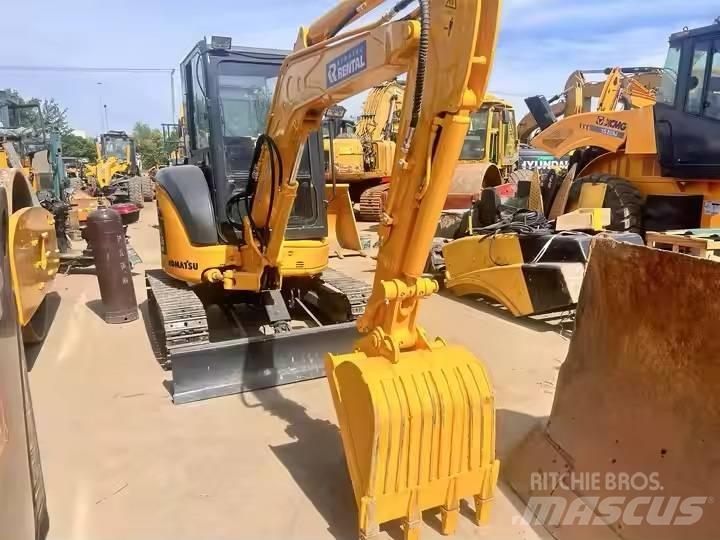 Komatsu PC 35 小型挖土機/掘鑿機<7t(小型挖掘機)