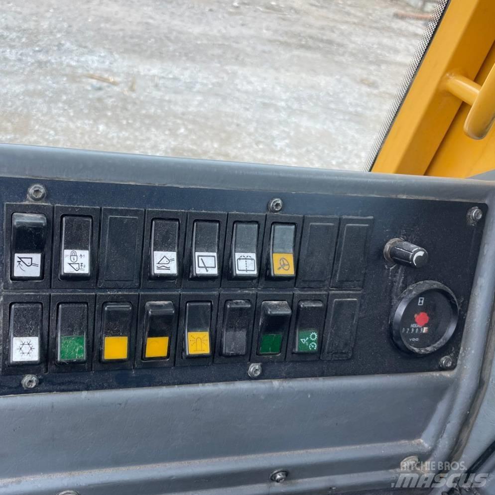 Volvo L 90 E 輪胎式裝載機