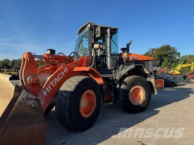 Hitachi ZW 180 輪胎式裝載機