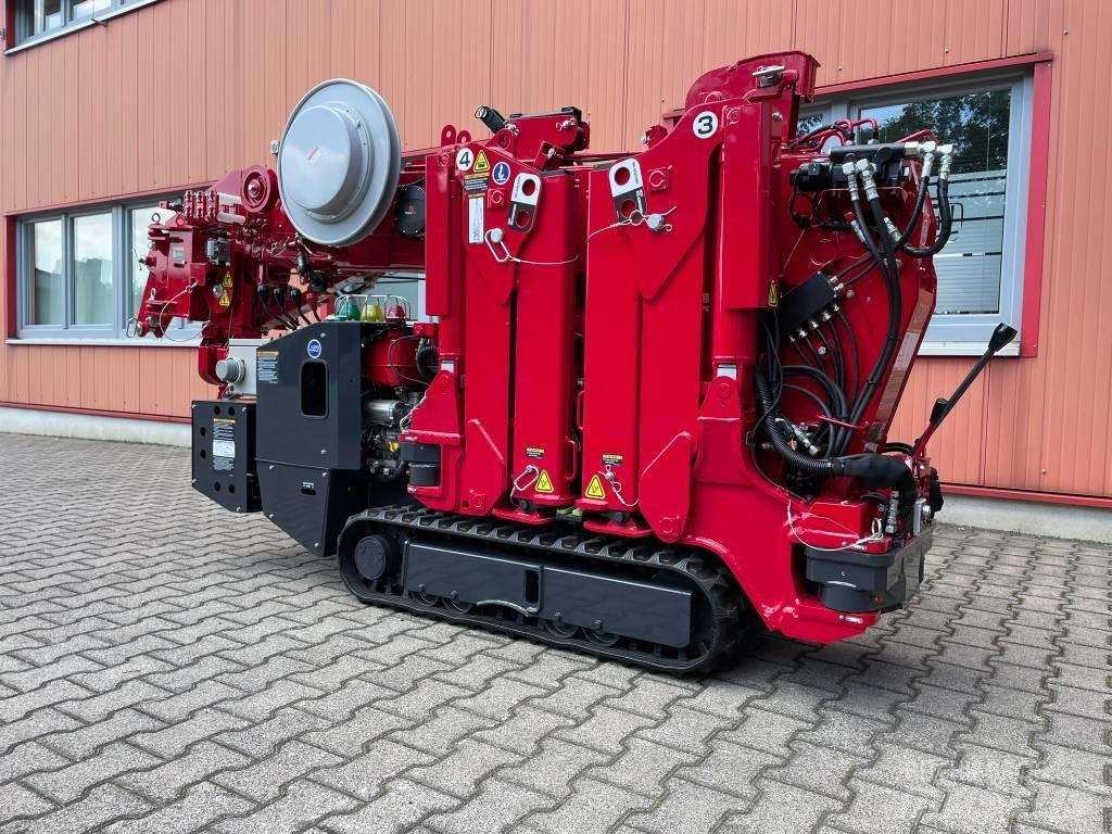Unic URW-295-2 小型起重機