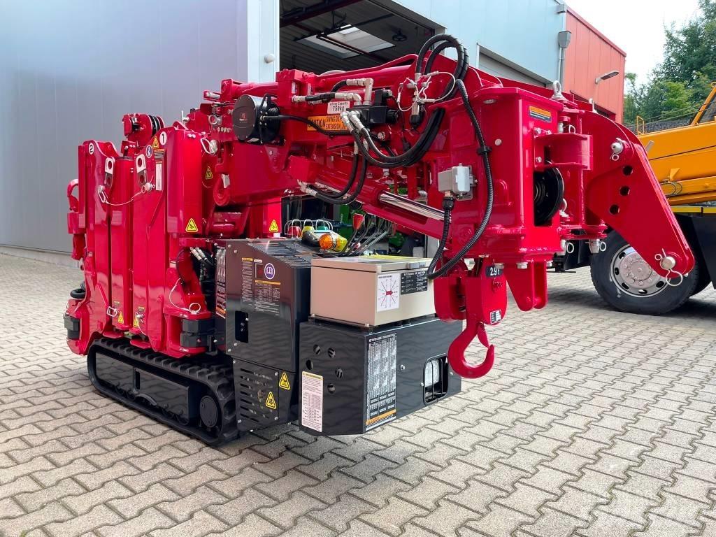 Unic URW-295-2 小型起重機