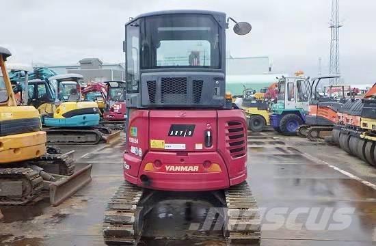Yanmar VIO30 小型挖土機/掘鑿機<7t(小型挖掘機)