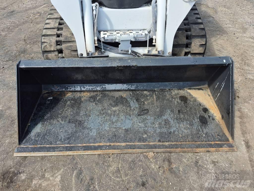 Bobcat T 590 滑移轉向裝載機