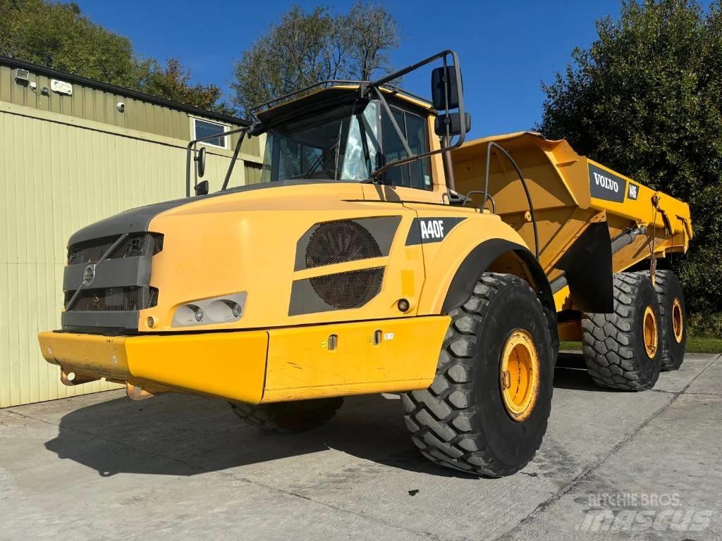 Volvo A40f 鉸接式起吊車