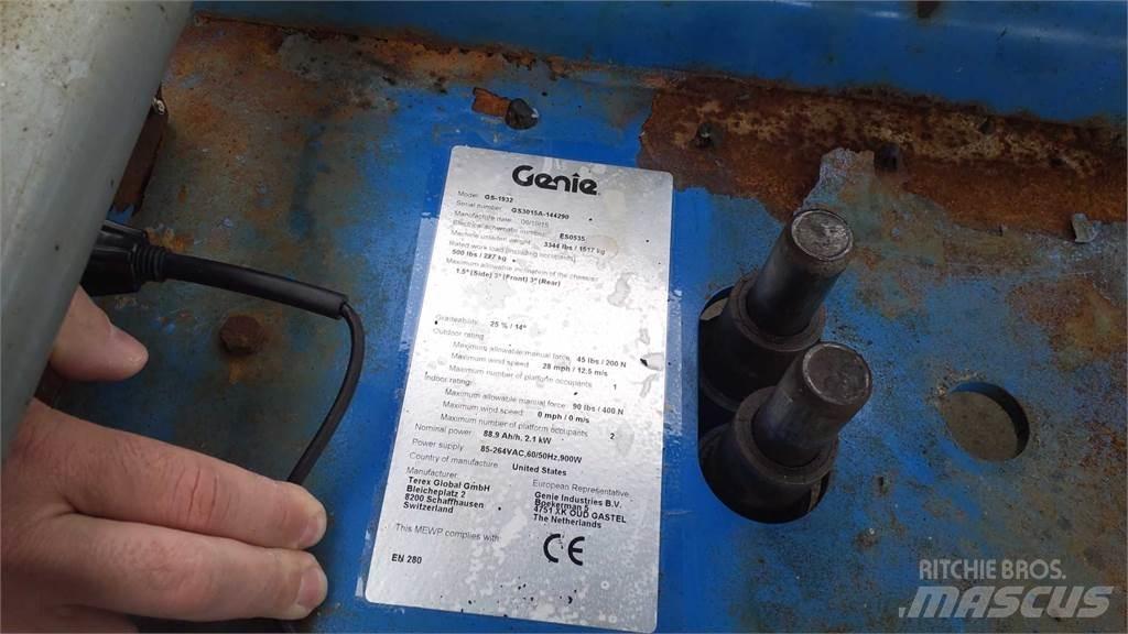 Genie GS1932 剪式升降機