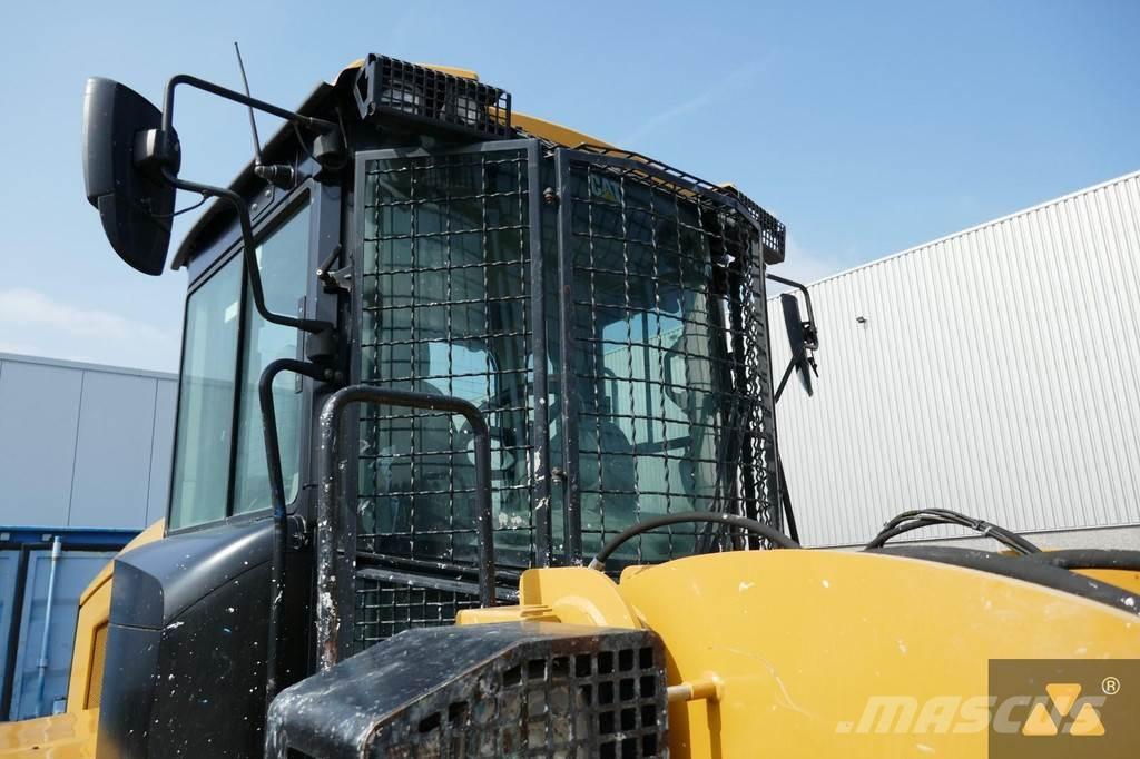 CAT Cab guards 駕駛室與內部