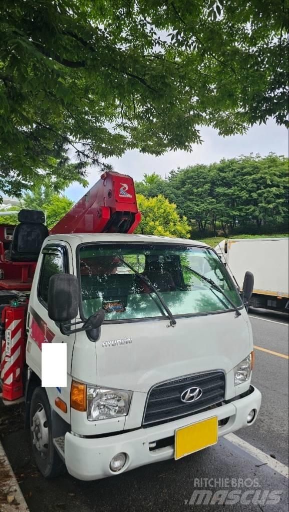 ReTech RGL300L 卡車裝載高空作業車