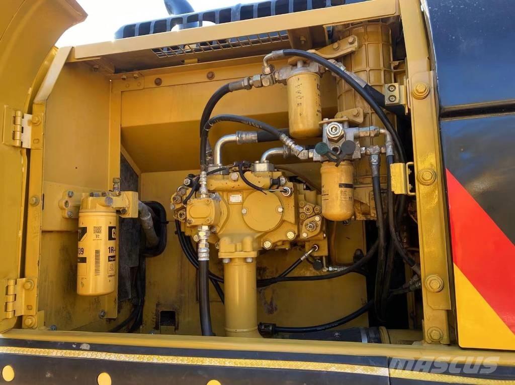 CAT 325 D 履帶式 挖土機/掘鑿機/挖掘機