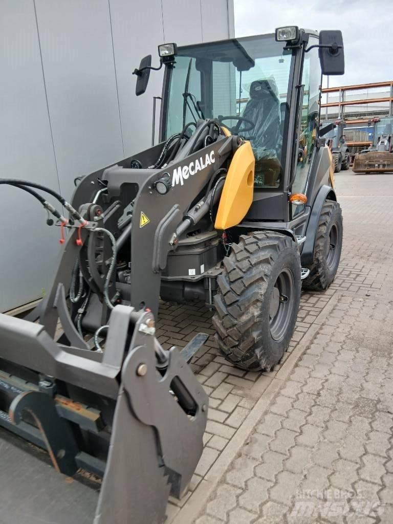 Mecalac AS 750 輪胎式裝載機