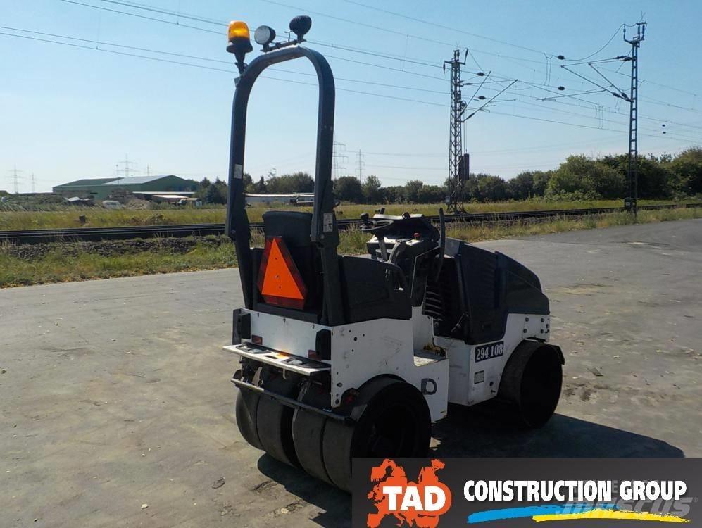 Bomag BW 100 複合式滾壓機