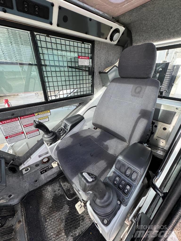Grove RT 550 E 全路面起重機/吊車