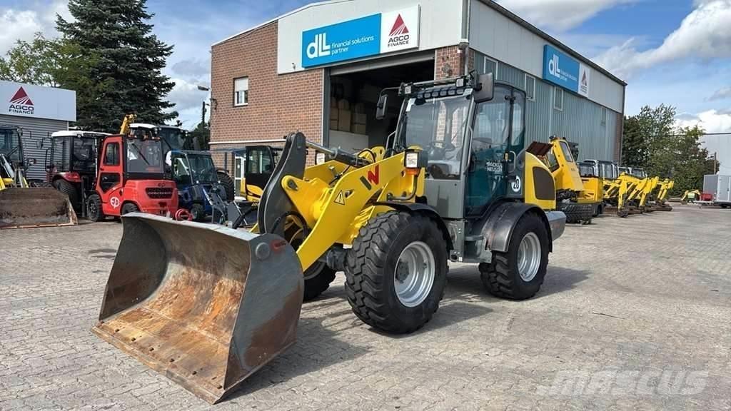 Wacker Neuson WL44 輪胎式裝載機