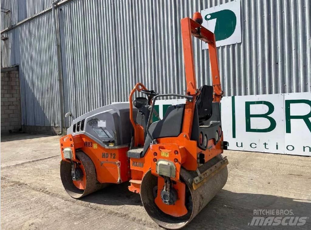 Hamm HD 12 雙輪滾壓機