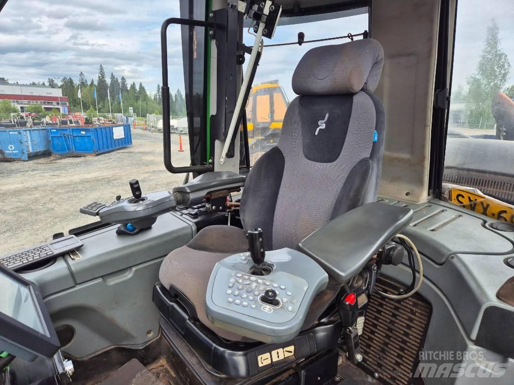 John Deere 1270E 收穫機