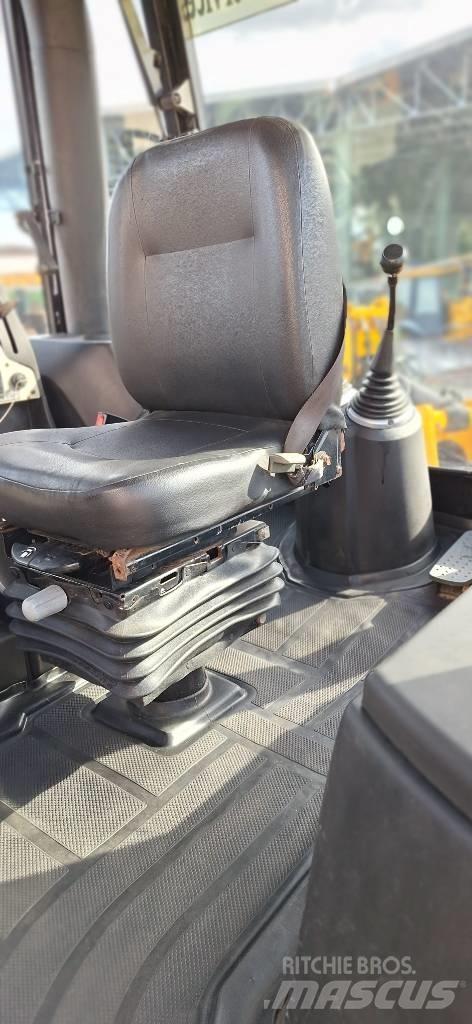 JCB 3DX 反鏟裝載機