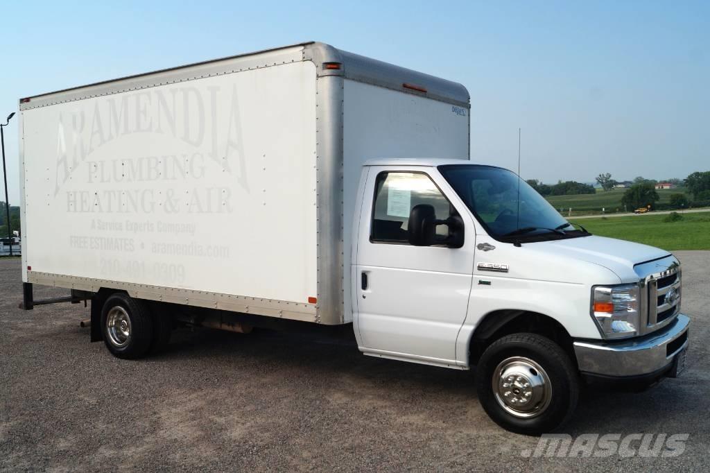 Ford E 350 SD 貨箱式卡車