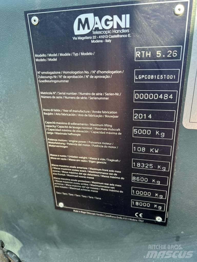 Magni RTH 5.26 伸縮臂操作車