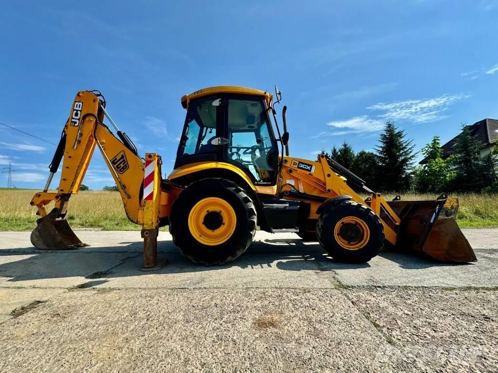 JCB 3 CX 反鏟裝載機