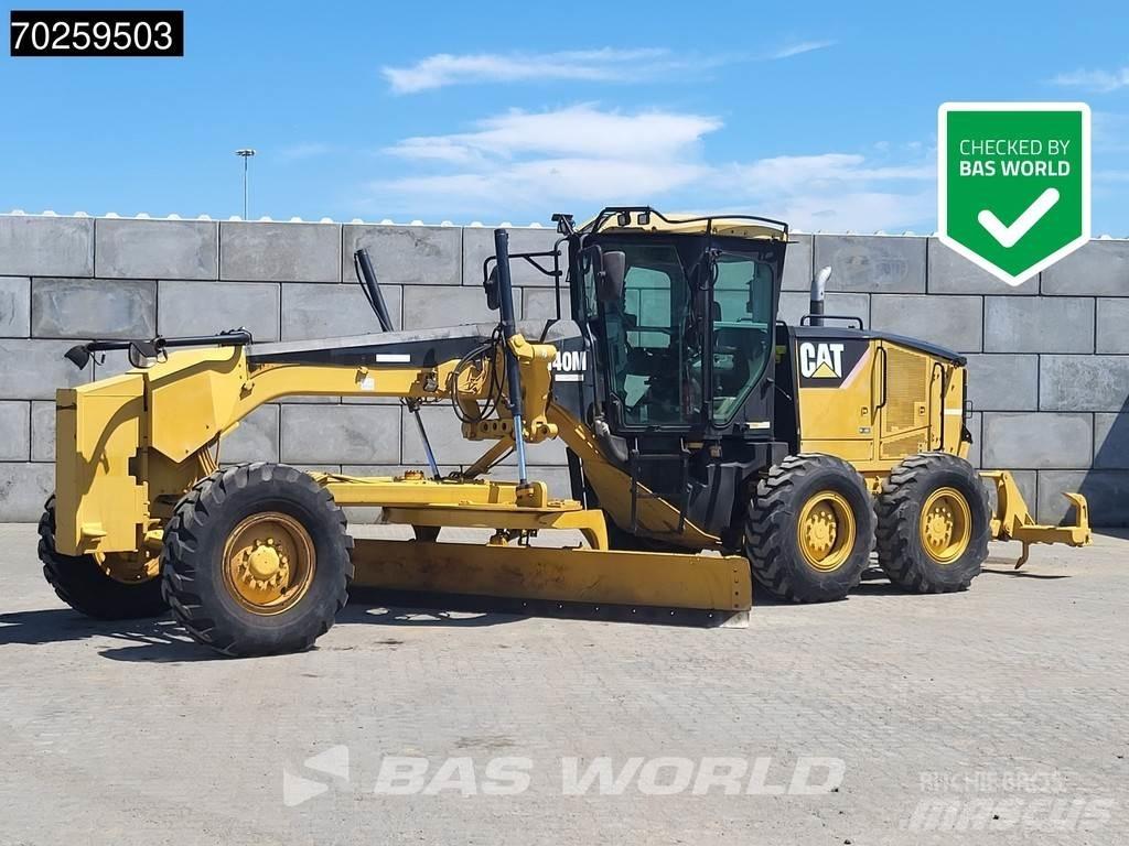 CAT 140M 平土機