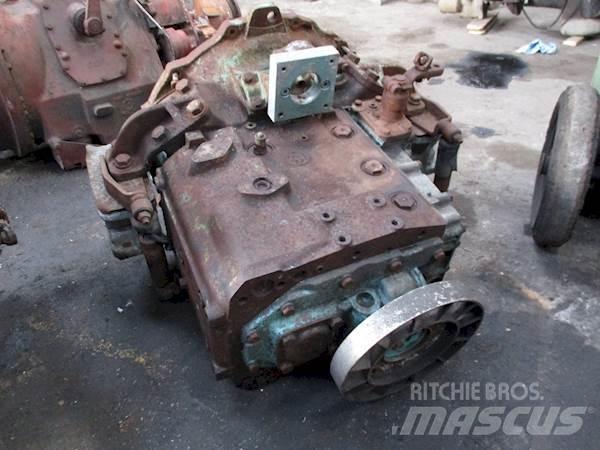 ZF S4-90 齒輪箱