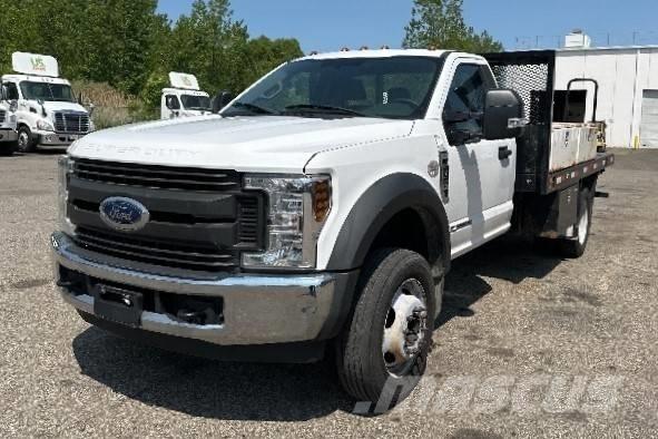 Ford F 550 XL SD 平板式/側卸式卡車