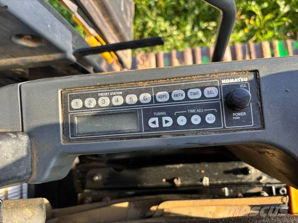 Komatsu PC 210 LC-8 履帶式 挖土機/掘鑿機/挖掘機