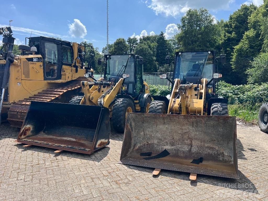 CAT 908M - 908 M 輪胎式裝載機
