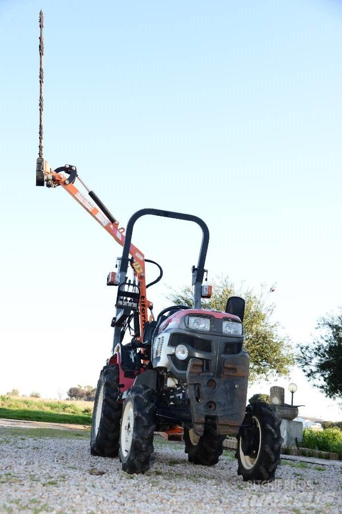 Yanmar GK200R -RR 騎乘式割草機