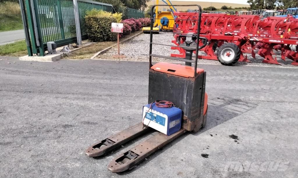 Toyota LWE 180 低架升降機