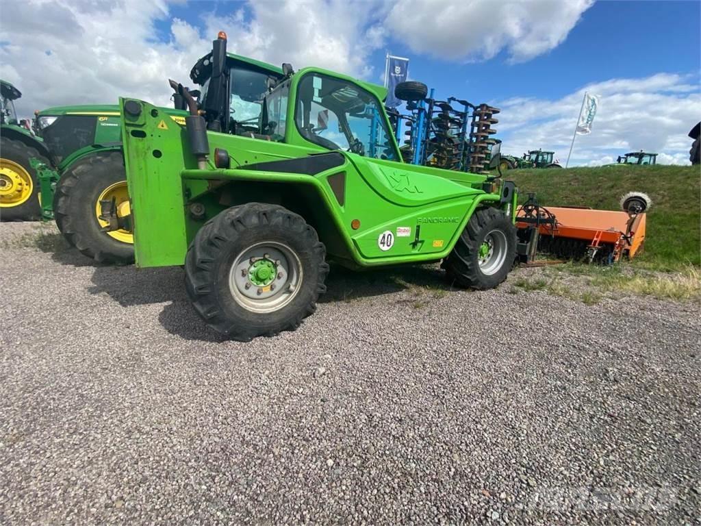 Merlo P 40.9 Plus 農業用伸縮臂裝載機