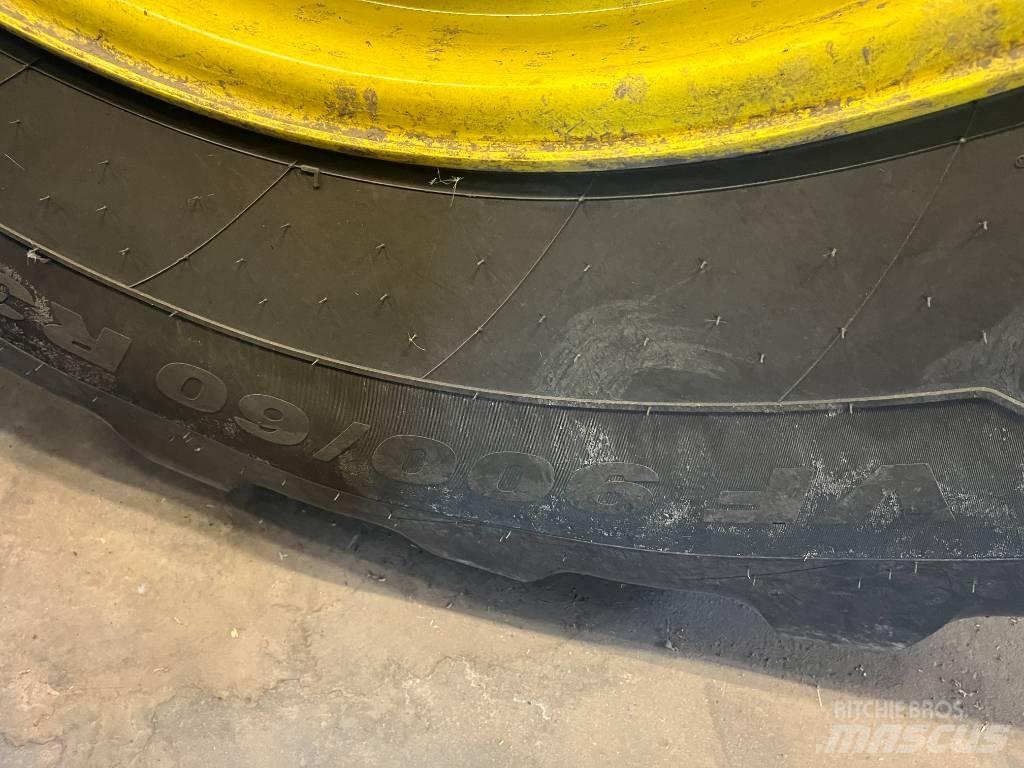 John Deere X9 1000 聯合收穫機