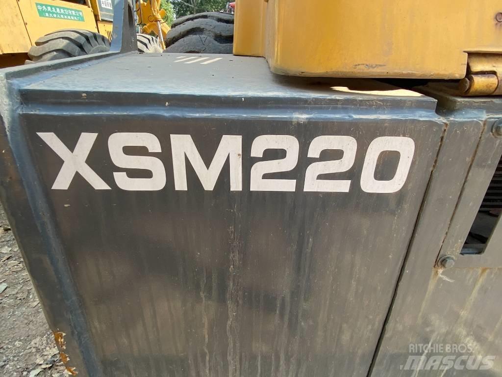 XCMG XSM 220 單輪滾壓機