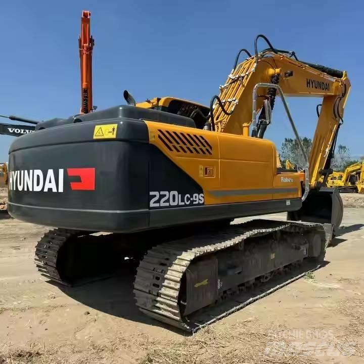 Hyundai R220LC-9S 履帶式 挖土機/掘鑿機/挖掘機