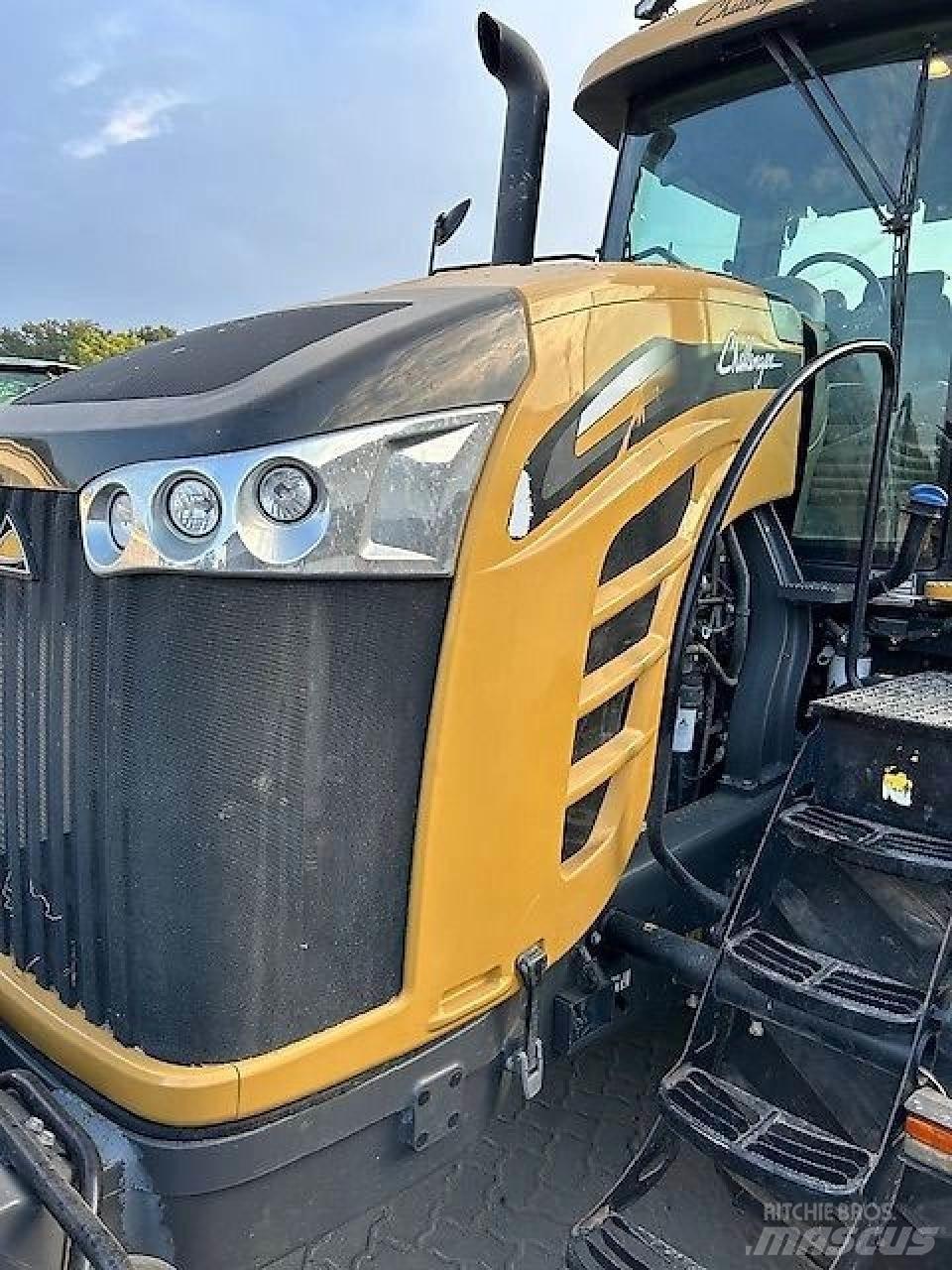 Challenger MT775E 曳引機