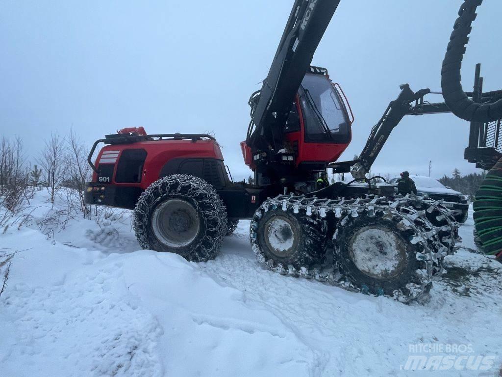 Komatsu 901 收穫機
