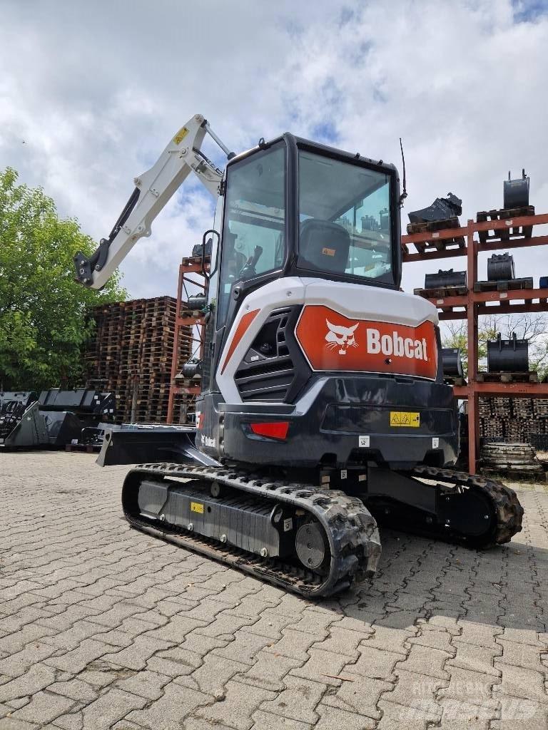 Bobcat E 35z 小型挖土機/掘鑿機<7t(小型挖掘機)