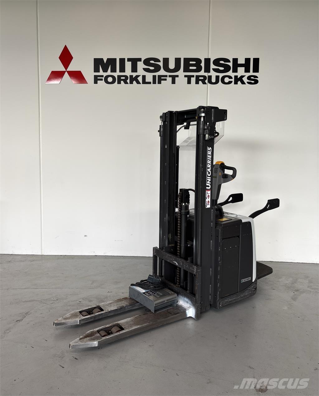 Atlet PSP160 自走式堆積機