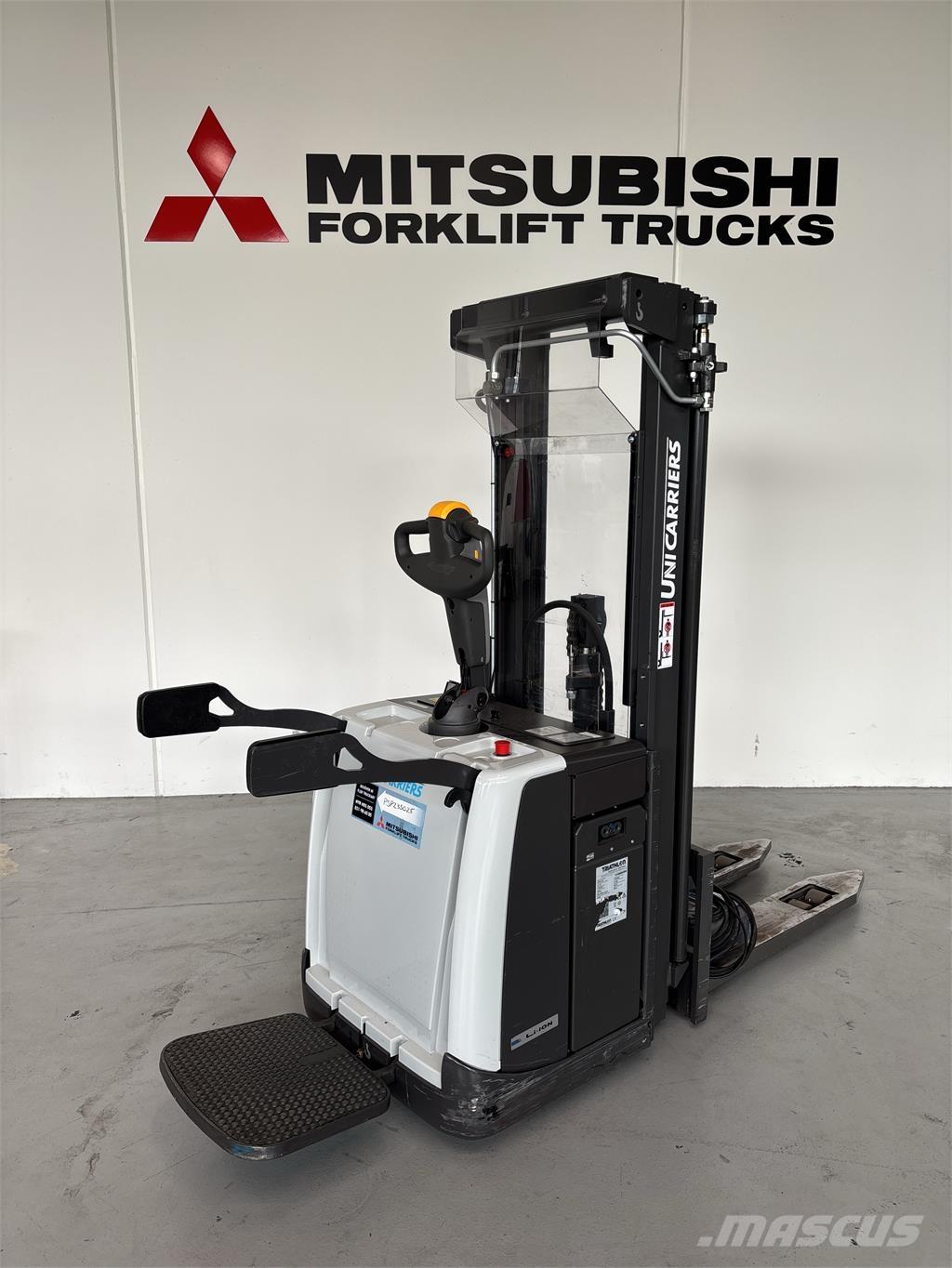 Atlet PSP160 自走式堆積機