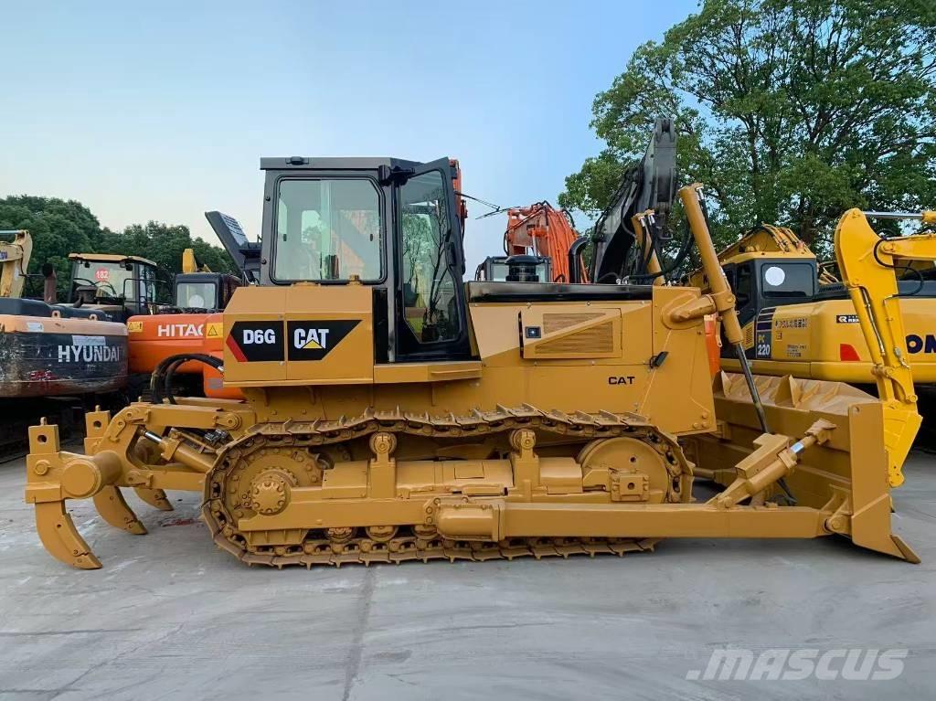 CAT D 6 G 履帶推土機