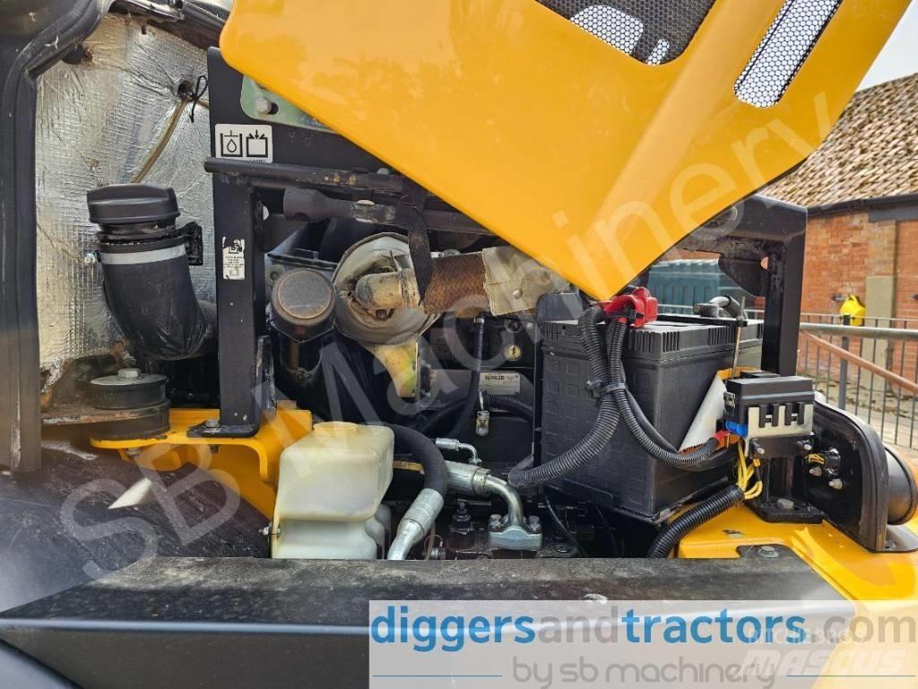 JCB TM 220 輪胎式裝載機