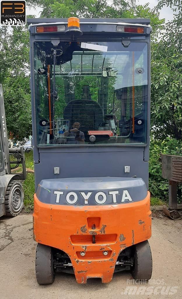 Toyota 8FBMT30 電動堆高機
