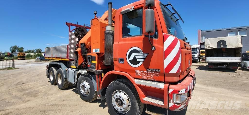 Astra HD 7  84.42 起重機卡車