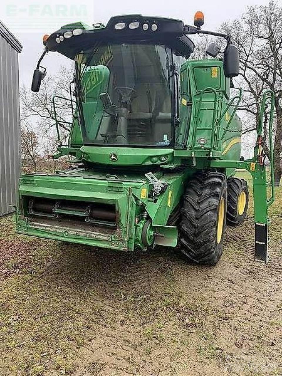 John Deere w660 聯合收穫機
